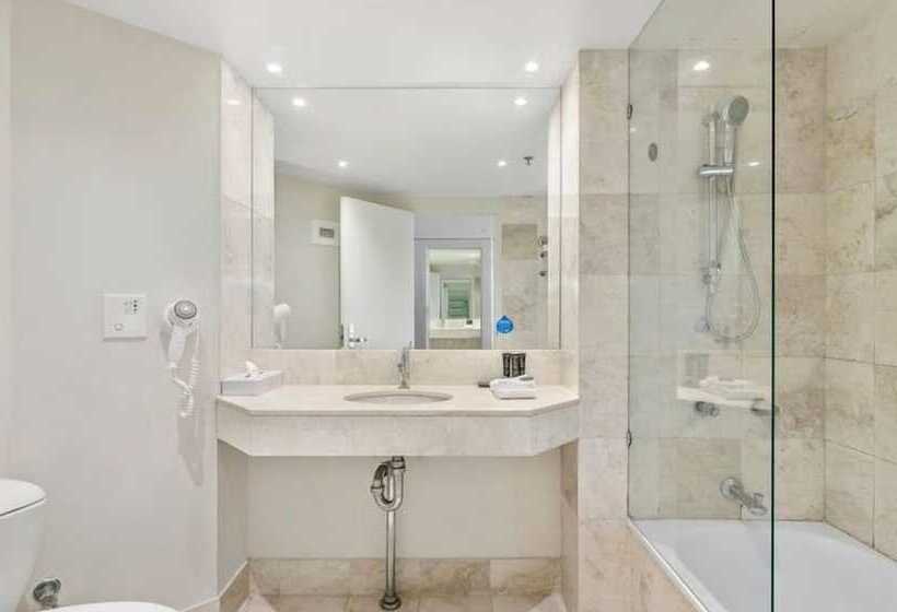 هتل Your Stay In Surfers