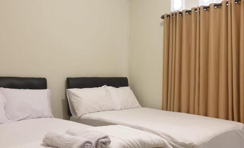 פנסיון Alexandria12 Guest House