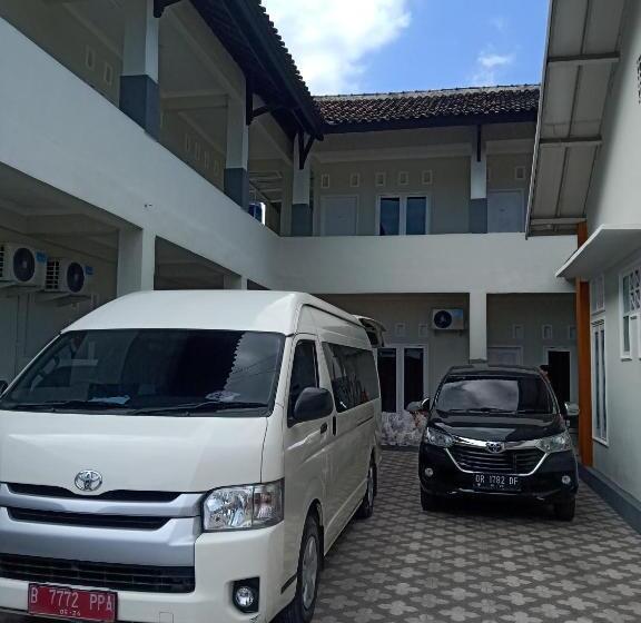 פנסיון Alexandria12 Guest House