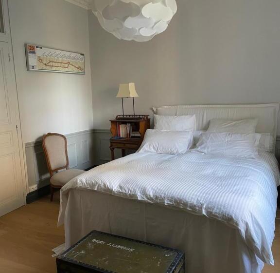 Bed and Breakfast Chateau De Vaugelas   Charmant Domaine Près De Valence