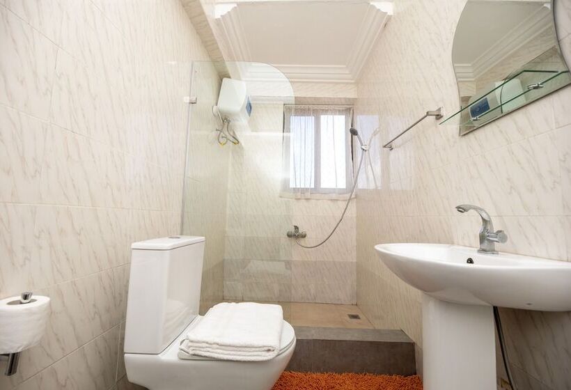 Washington Court Apartments