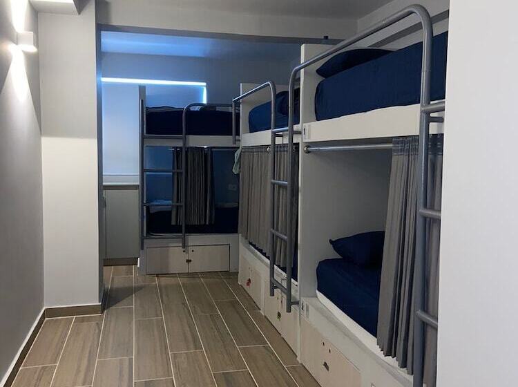 ユースホステル Dreamer Beach Club