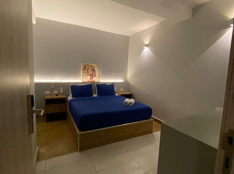 فندق صغير Dreamer Beach Club