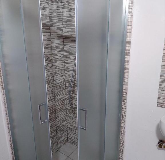 ユースホステル Cottage Heights