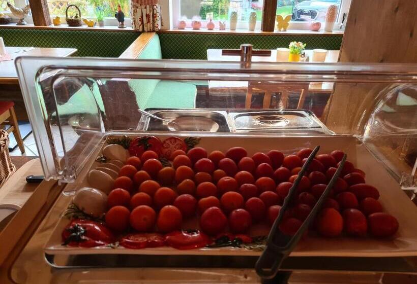 B&b Hallstatt Lake   Self Check In