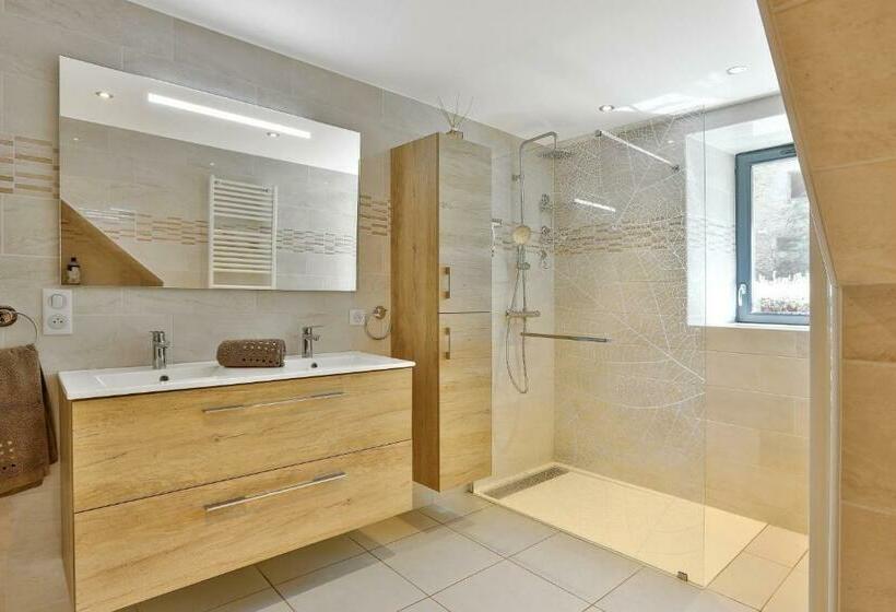 ベッドアンドブレックファースト Ferme Des Petites Oreilles 4 étoiles