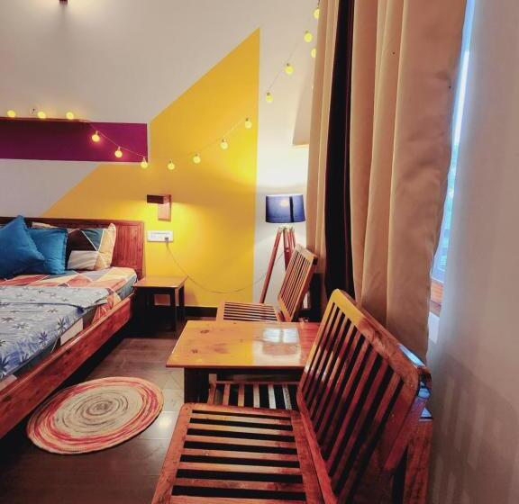 مبيت وإفطار The Birdhouse Villa