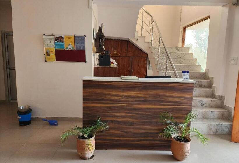 مبيت وإفطار The Birdhouse Villa