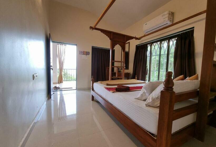 مبيت وإفطار The Skyi County Dapoli