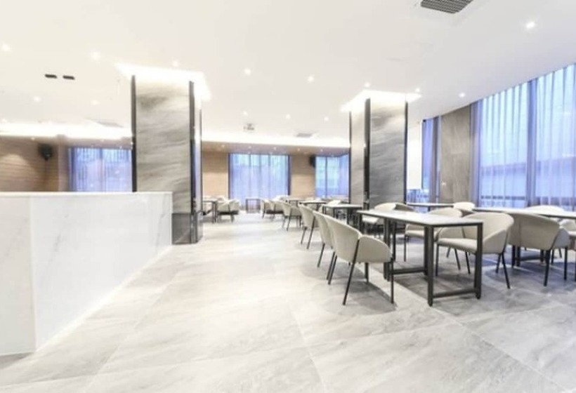 City Hotel The Busan Metro