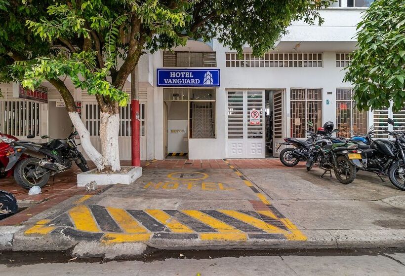 هتل Ayenda Vanguard