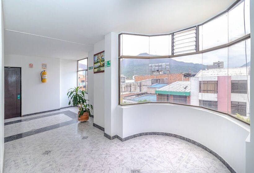 호텔 Ayenda Vanguard