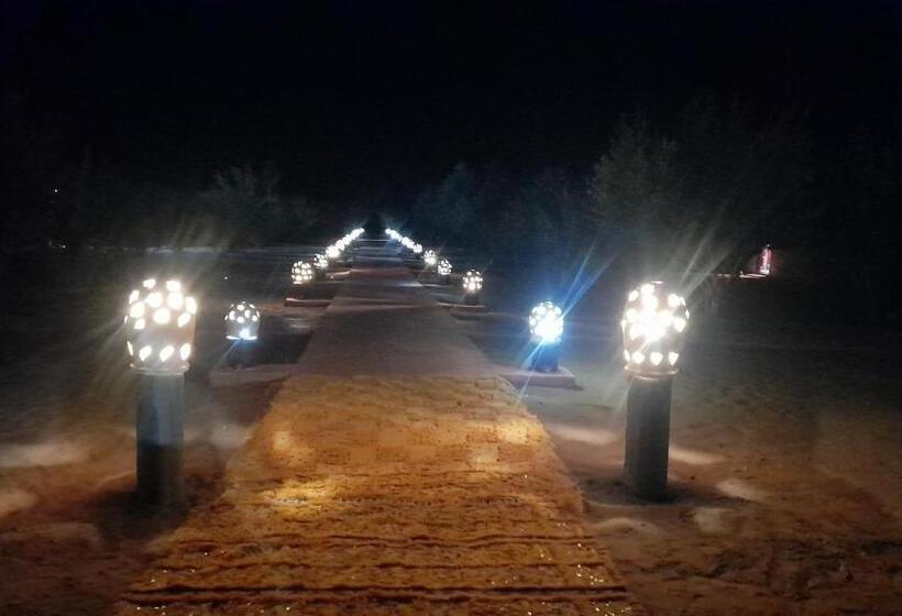 ホテル Merzouga Camp Erg Znaïgui