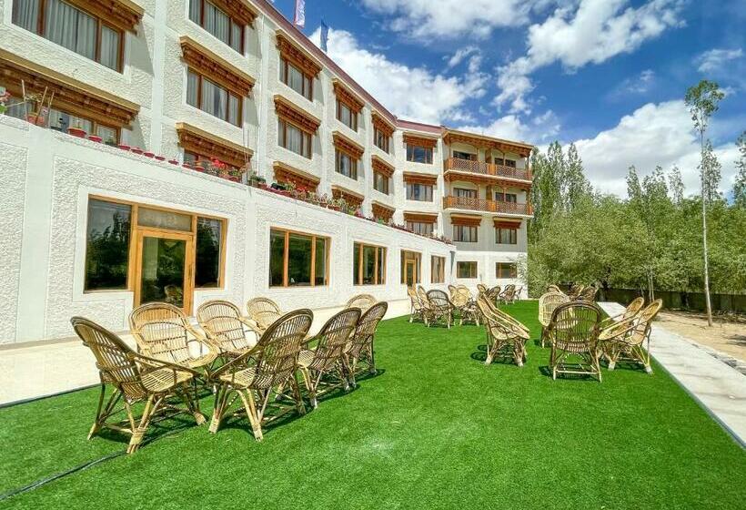 Отель Deskitsal