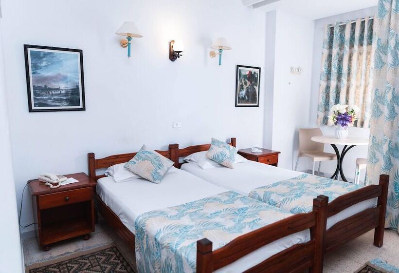 هتل Hôtel Résidence Monia