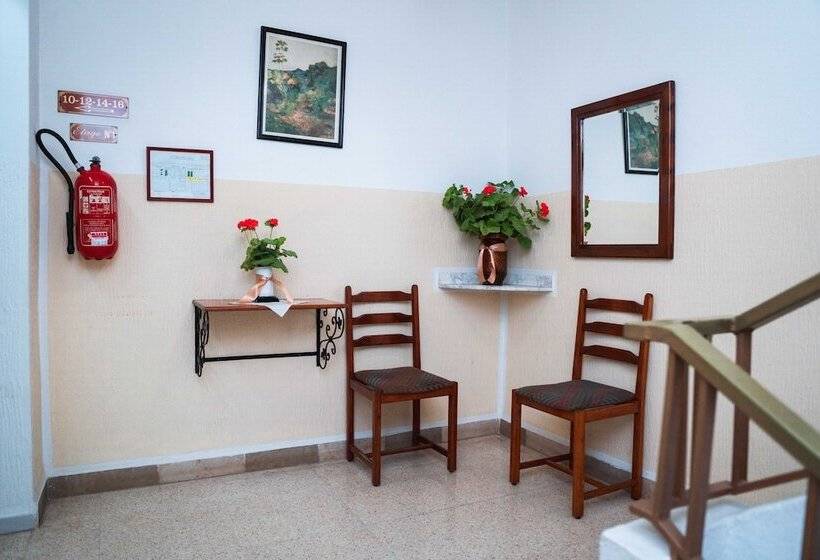 هتل Hôtel Résidence Monia