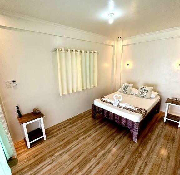 בית מלון כפרי Pamanilao And Padoy S Dive Camp