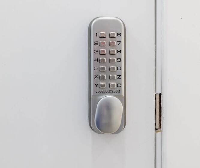 پانسیون Ayz Silvela   Auto Check In Property