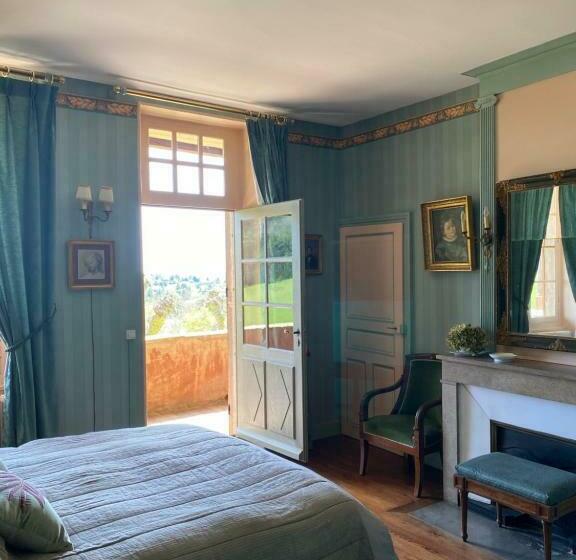 بنسيون Clos De Mont July, Chambres Avec Vue Et Terrasse Dans Demeure Historique