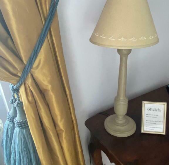 بنسيون Clos De Mont July, Chambres Avec Vue Et Terrasse Dans Demeure Historique