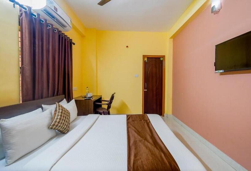 پانسیون Eco Corporate Inn