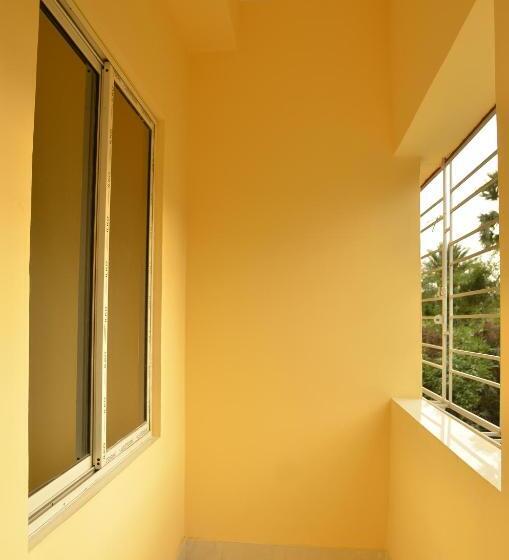 پانسیون Eco Corporate Inn