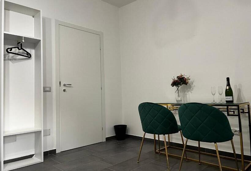 膳宿费 Habitat Luxury Suites