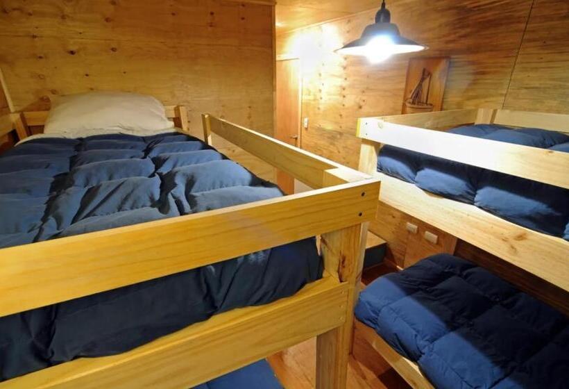 بنسيون Hostal Palafito Waiwen