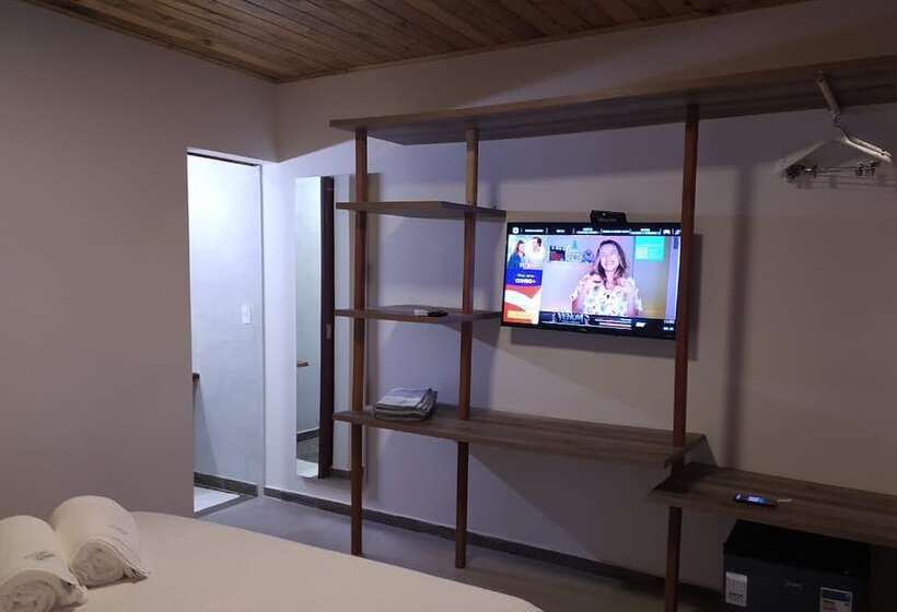 פנסיון Vila Carmem