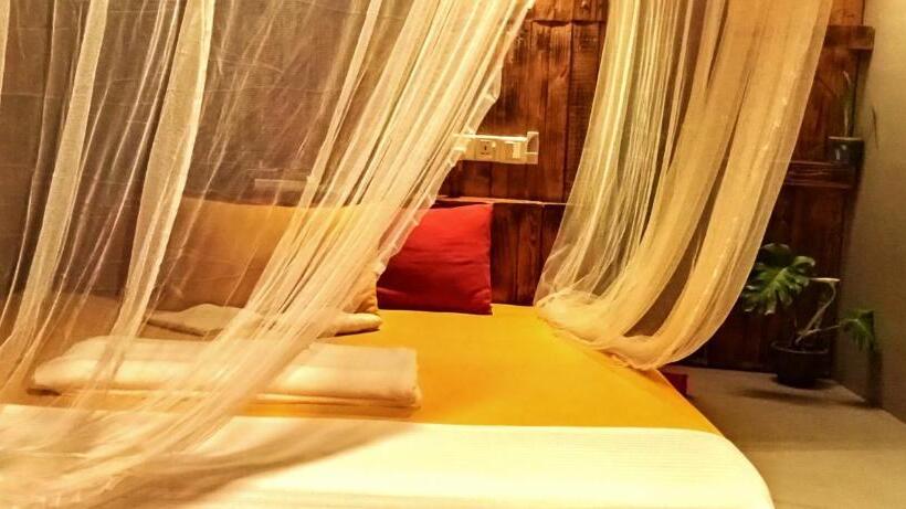 Общежитие La Pinchi  Pinchi S Bed