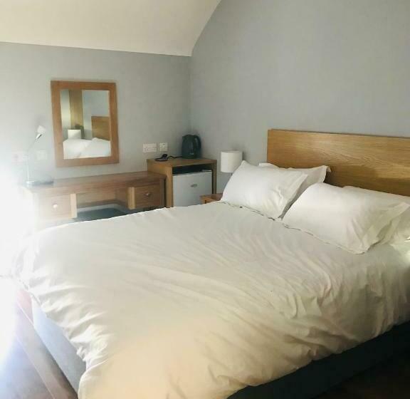 مبيت وإفطار Leanna S Lodge, Keshcarrigan