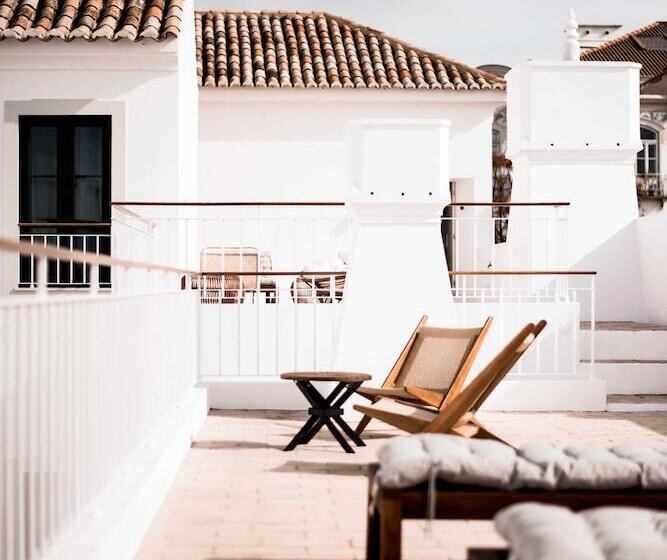 Отель Casa Rosa Villa With Pool In Olhao Centre