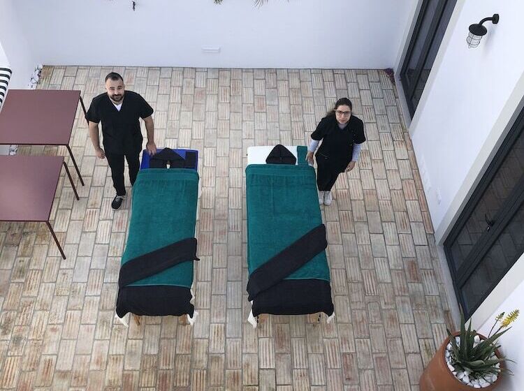 Отель Casa Rosa Villa With Pool In Olhao Centre