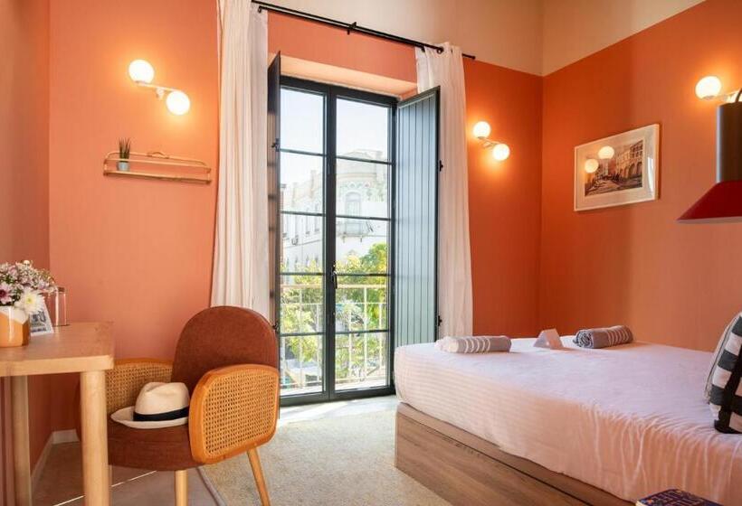 Отель Casa Rosa Villa With Pool In Olhao Centre