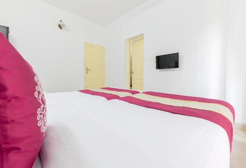 酒店 Collection O 30456 Amare Holidays