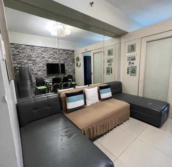 هتل کپسول Staycation Sea Residences Moa Jermel