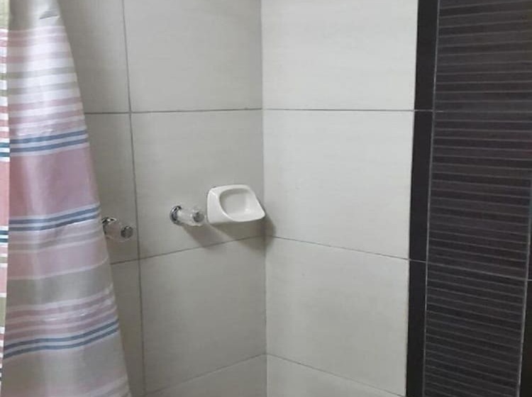 בית מלון כפרי Platinium Palace