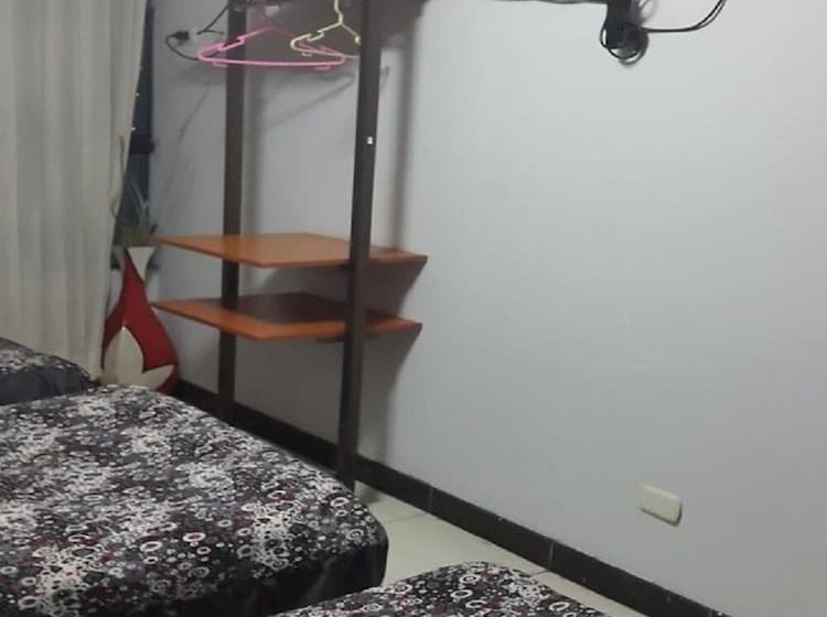 בית מלון כפרי Platinium Palace