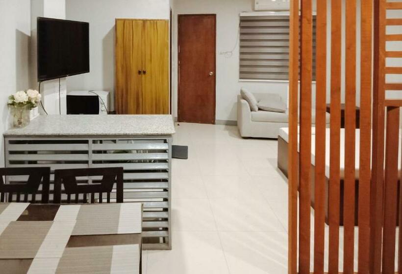 酒店 Reddoorz @ H.f. Golden Travellers Inn