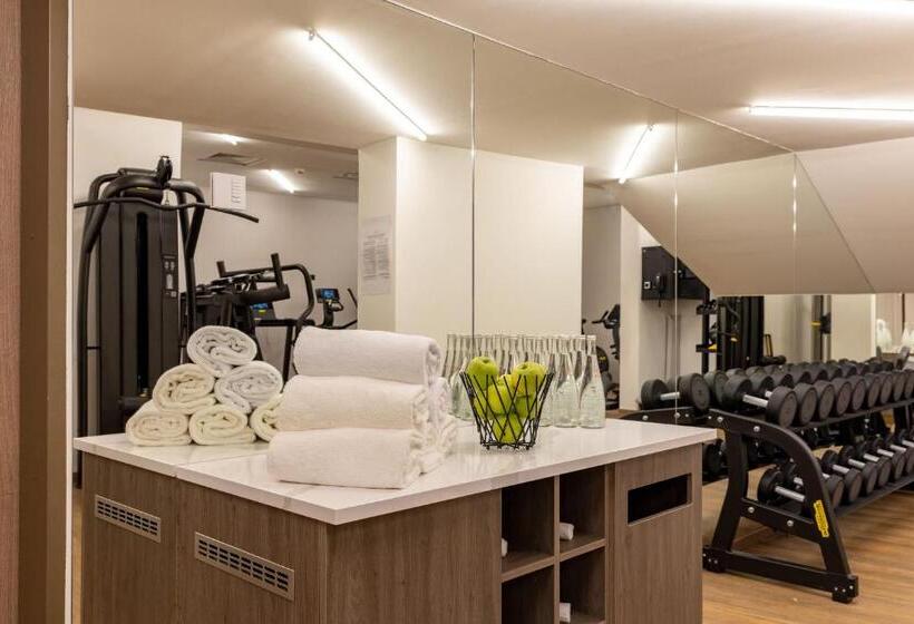 ホテル Sheraton Nice Airport