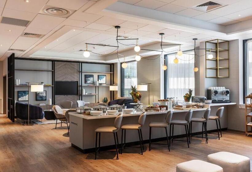 ホテル Sheraton Nice Airport