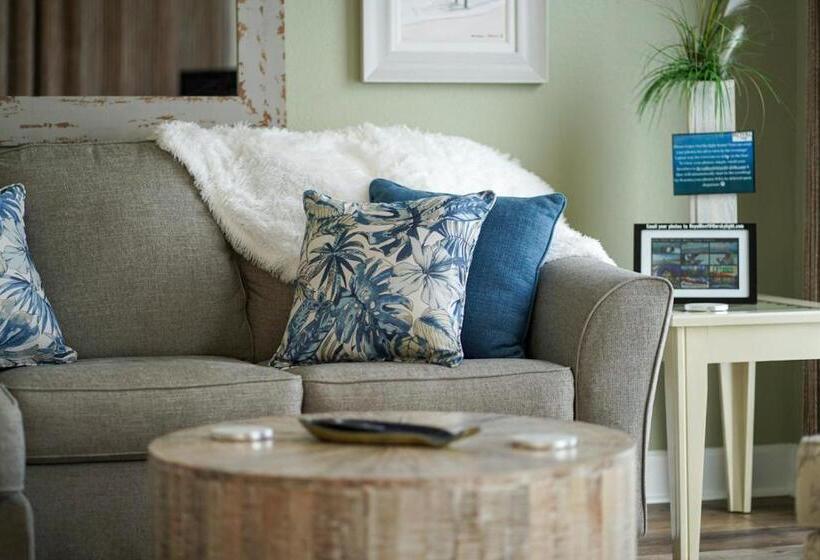 Million Dollar Views, Stunning Beachfront Property