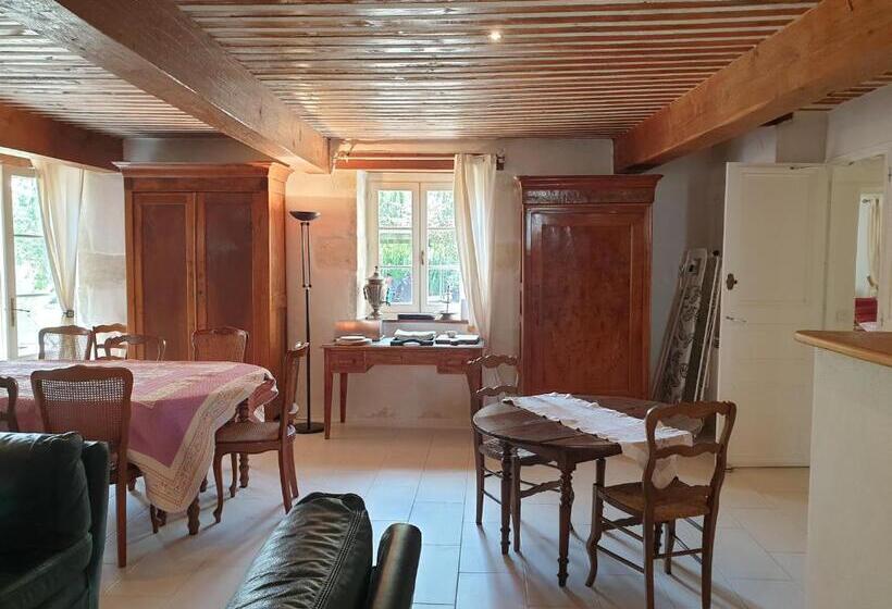 بنسيون Les écuries