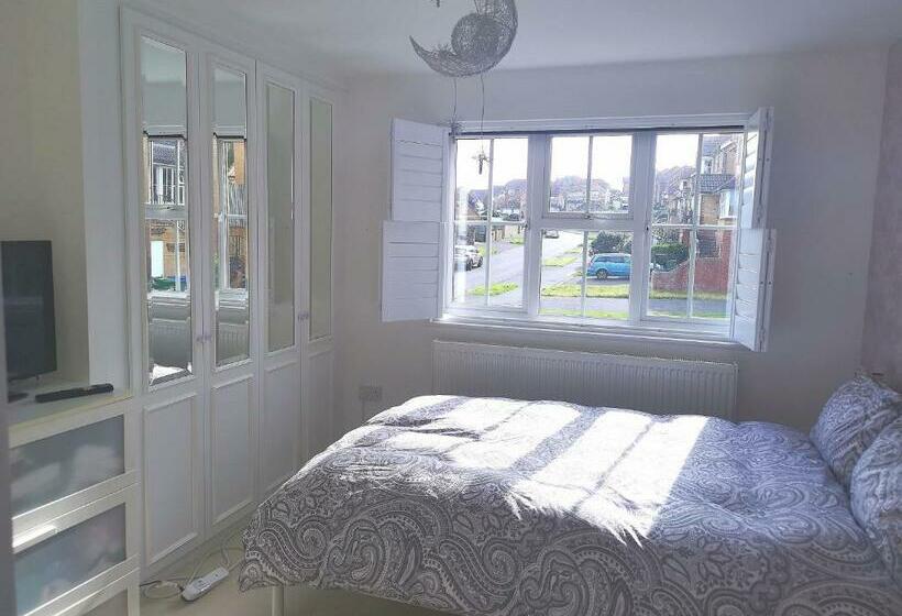 פנסיון Luxury Superking Or Standard Or Budget Rooms