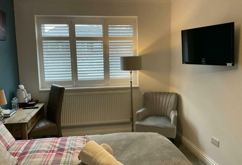 膳宿费 Room In Guest Room   Apple House Wembley