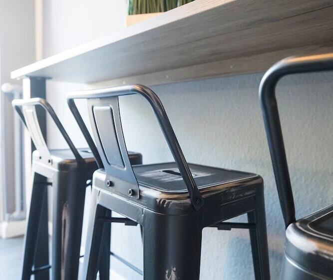 Riverview Apartments By Daspaul