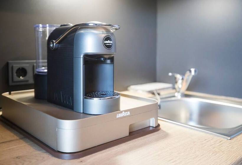 Riverview Apartments By Daspaul