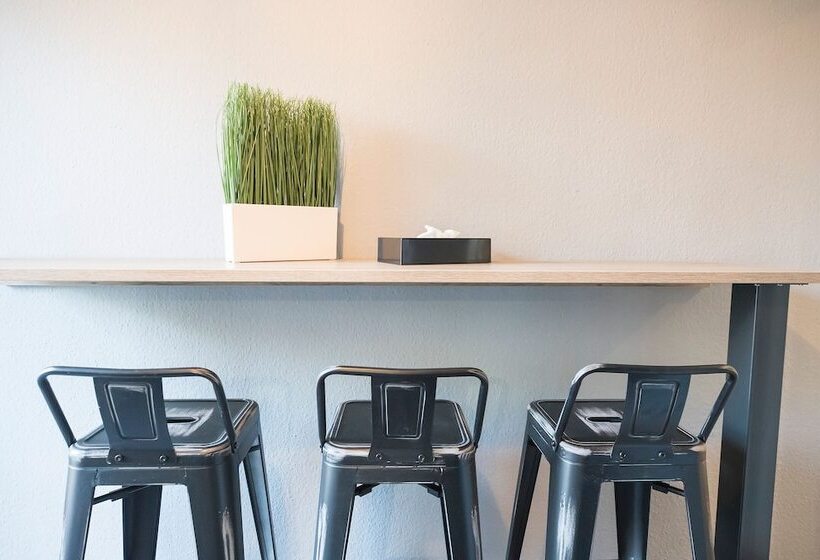 Riverview Apartments By Daspaul