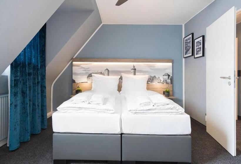 Riverview Apartments By Daspaul