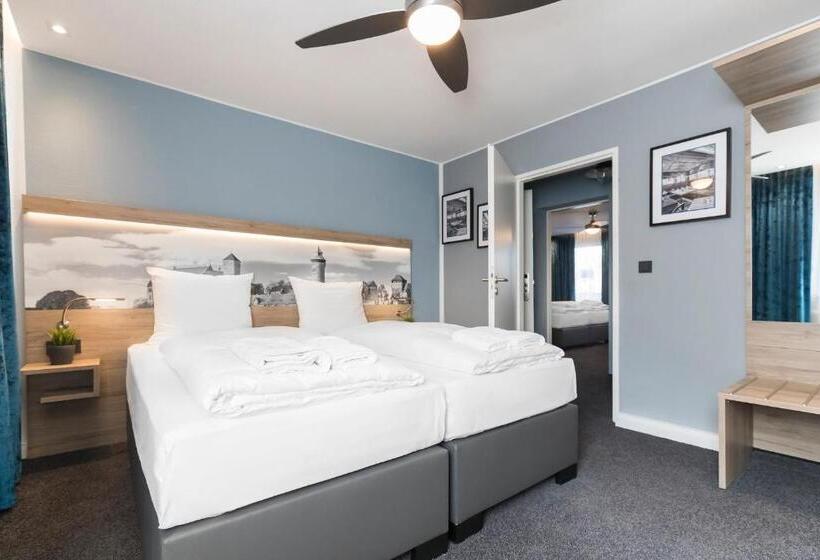 Riverview Apartments By Daspaul